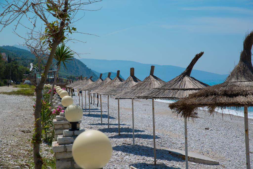 بورش Vila Florika Hotel المظهر الخارجي الصورة